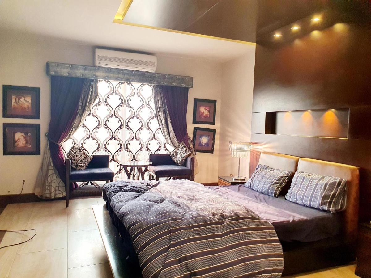 Luxurious Boutique One Bed Apartment In Bahria Town Rawalpindi Luaran gambar